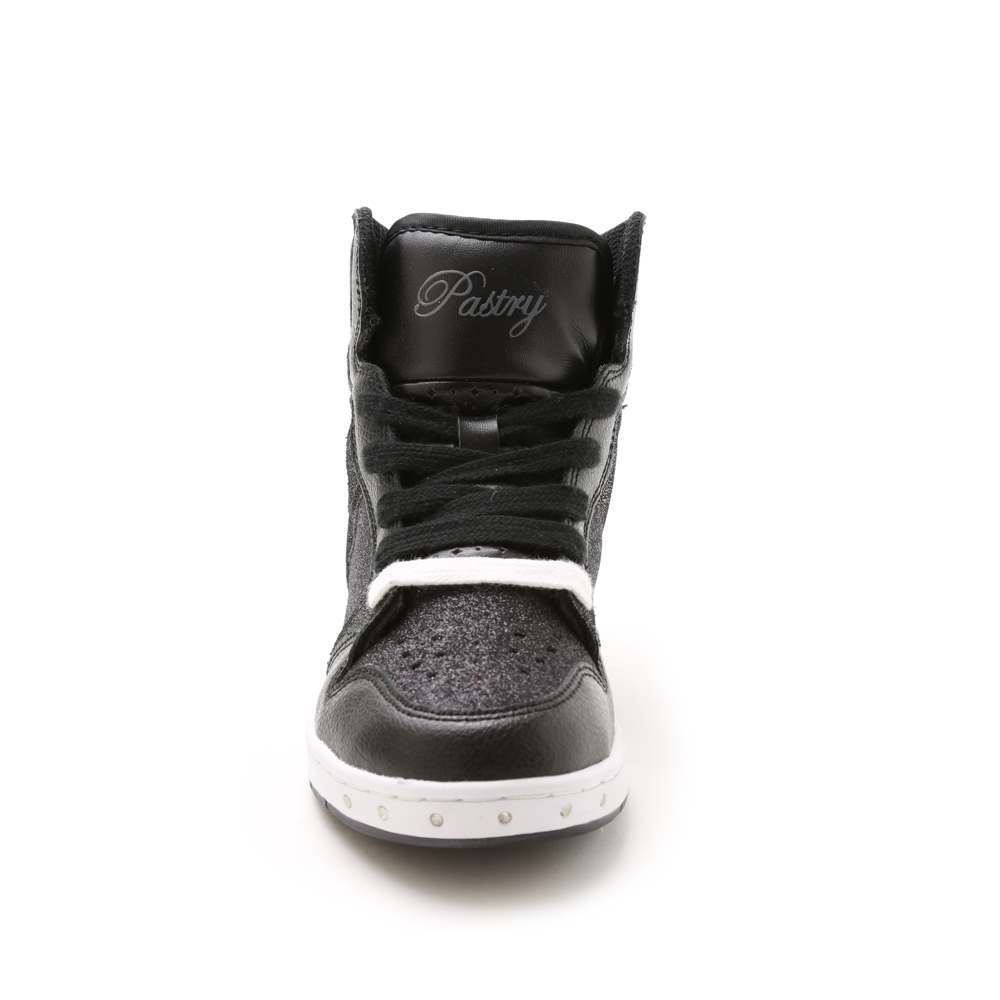 Pastry Glam Pie Glitter Youth Sneaker in Black/White front view