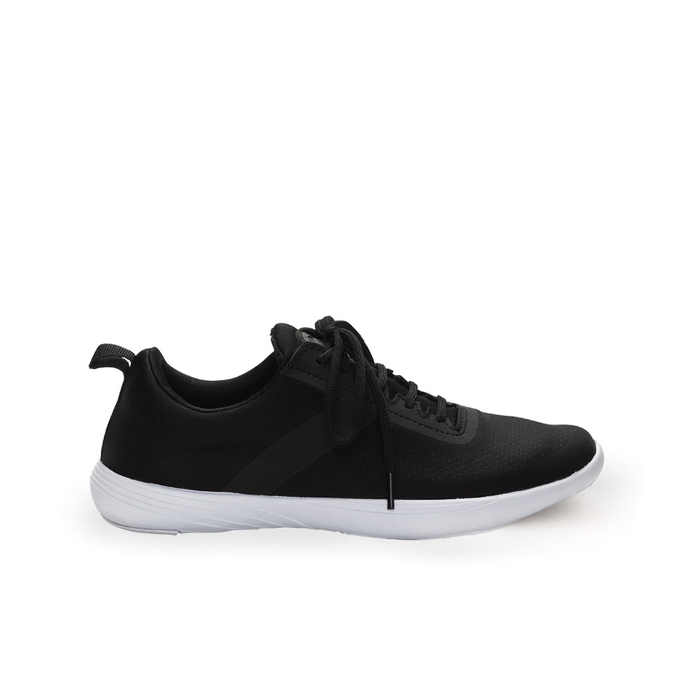 Pastry Youth Studio Trainer Sneaker in Black/White lateral view